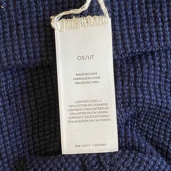 Onia Waffle Navy Cashmere Boxset Long Sleeve Sweater & Beanie XL New in Box NWT - Picture 11 of 13